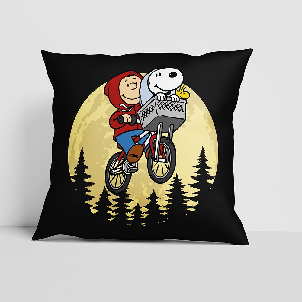 Cojín Snoopy – Aventura bajo la luna